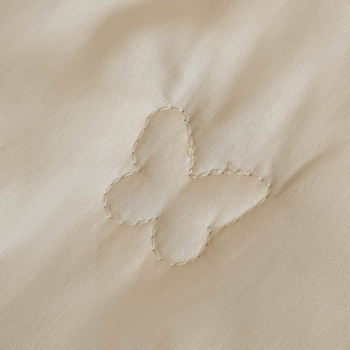 91家纺网 家纺一手货源 找家纺 爱家（原缔乐家纺） 2026新款天丝夏被四件套-轻梦 婉栀-奶昔白