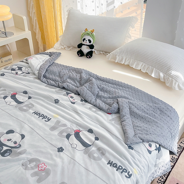 91家纺网 家纺一手货源 找家纺 花满路 2026新款氨凉感丝夏被 小熊猫