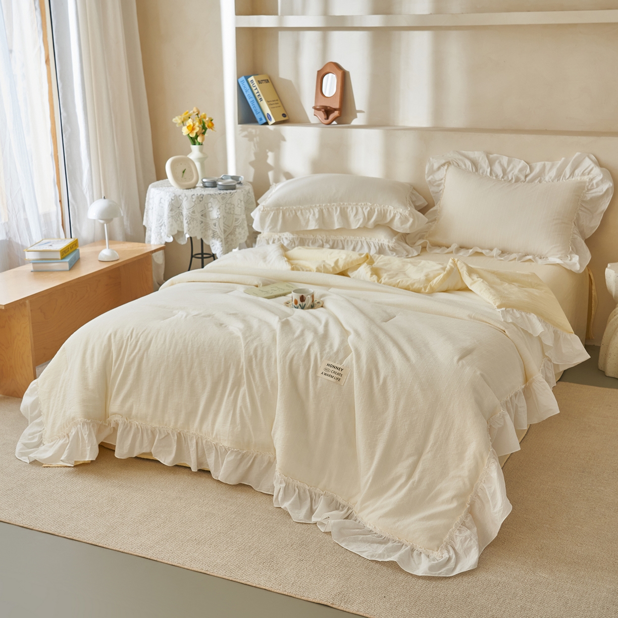 91家纺网 家纺一手货源 找家纺 晨曦家纺 2026新款荷叶花边泡芙纱提花夏凉被四件套可水洗棉夏被四件套少女风 黄油奶芙