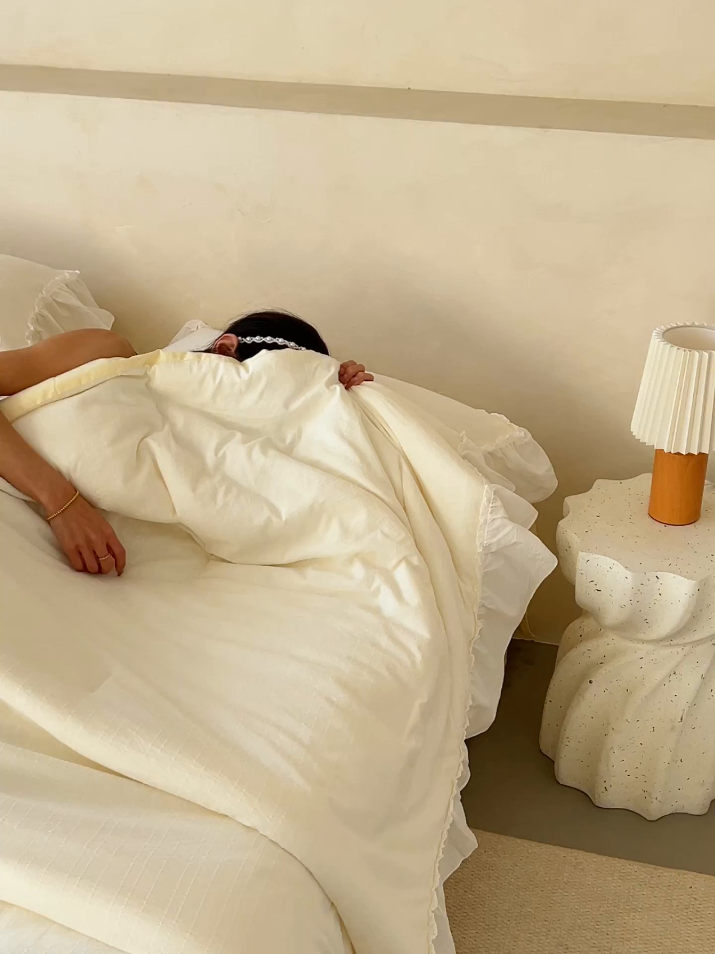 91家纺网 家纺一手货源 找家纺 晨曦家纺 2026新款荷叶花边泡芙纱提花夏凉被四件套可水洗棉夏被四件套少女风 黄油奶芙