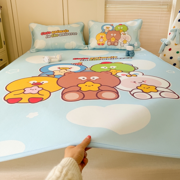 91家纺网 家纺一手货源 找家纺 潮邦创意家居 2026新款A类小冰皮软席油光冰丝席-巴波布布系列【含A类检测报告】 啵啵团