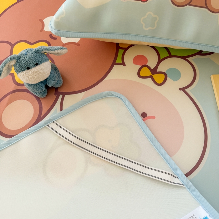 91家纺网 家纺一手货源 找家纺 潮邦创意家居 2026新款A类小冰皮软席油光冰丝席-巴波布布系列【含A类检测报告】 啵啵团