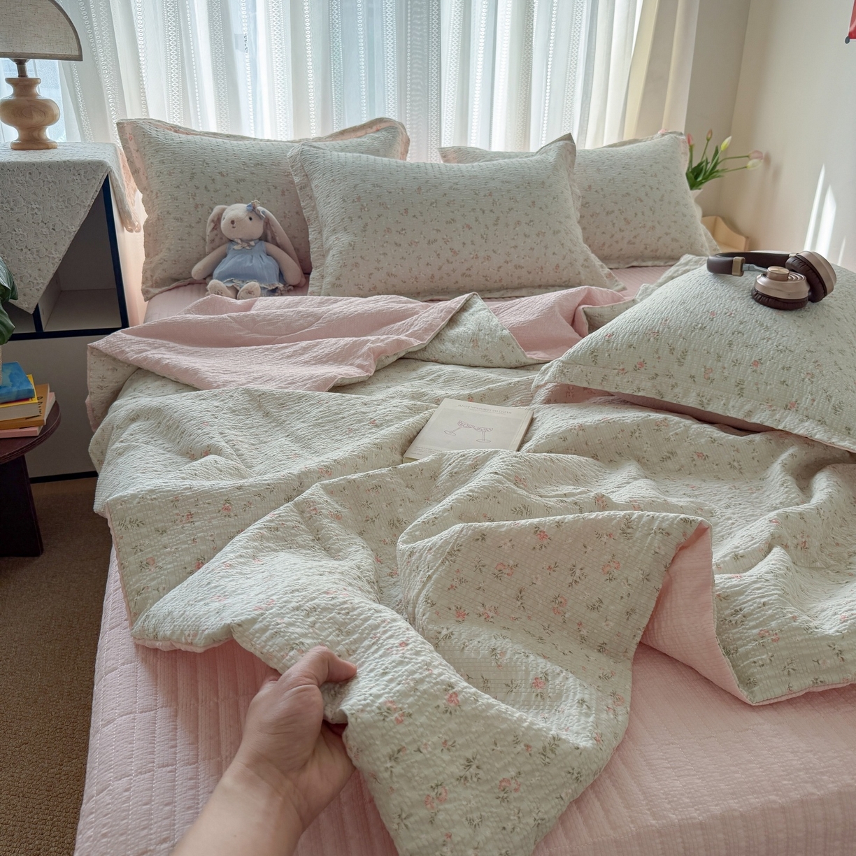 91家纺网 家纺一手货源 找家纺 梵希雅 2026新款云感泡芙棉泡芙纱床盖夏被四件套 秀妍