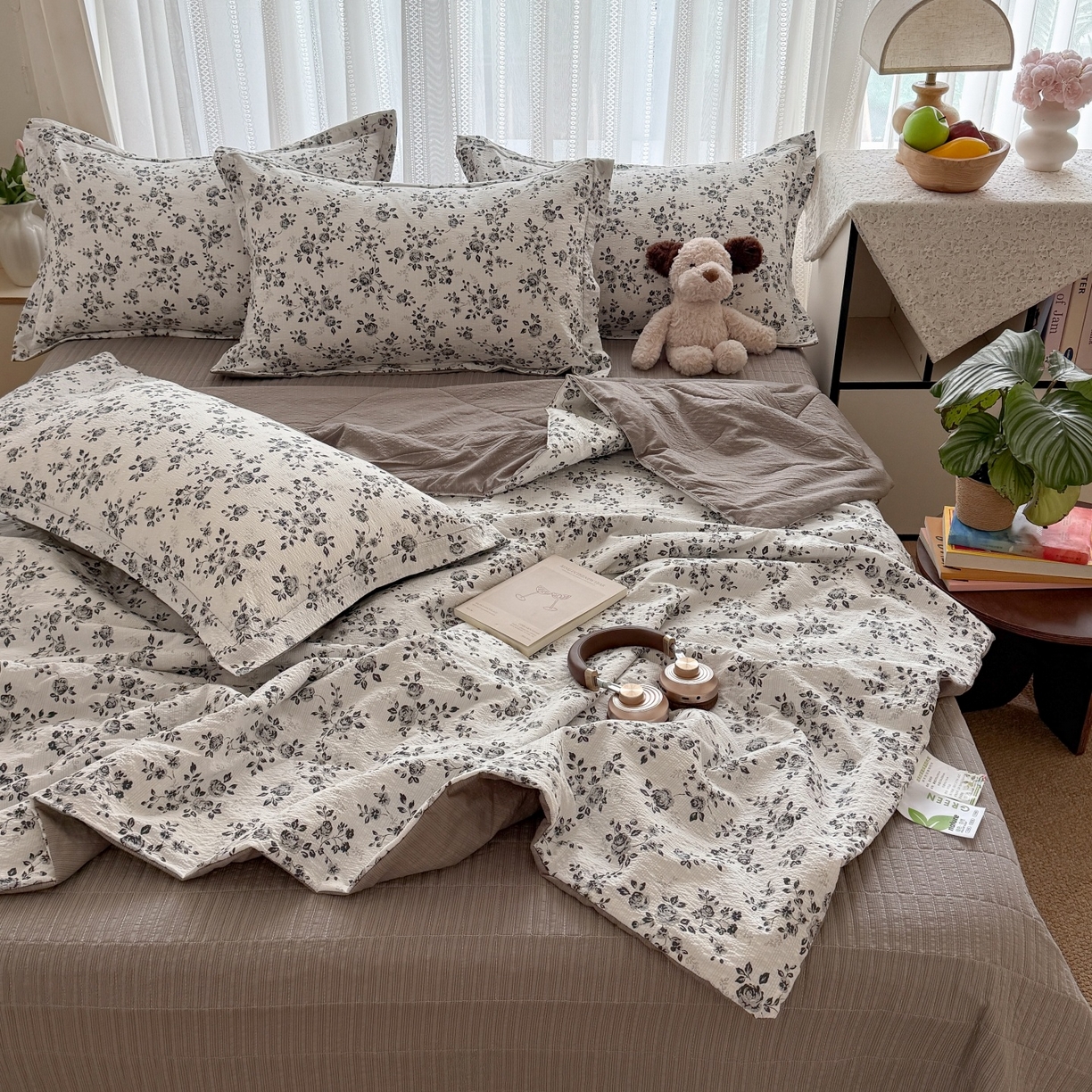 91家纺网 家纺一手货源 找家纺 梵希雅 2026新款云感泡芙棉泡芙纱床盖夏被四件套 只闻花香