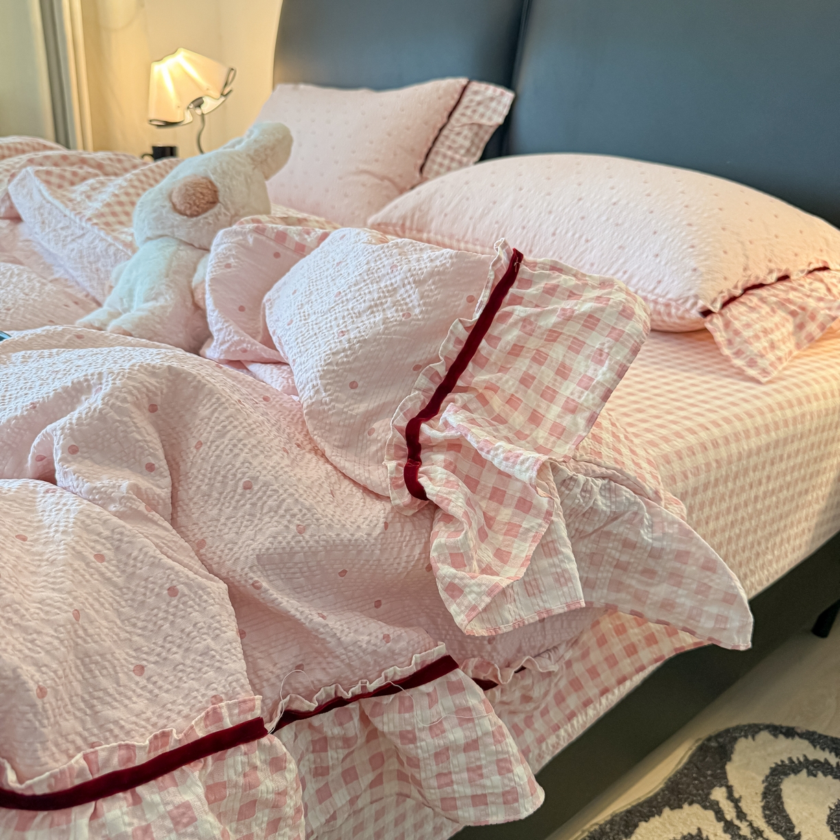 91家纺网 家纺一手货源 找家纺 （总）子钦家纺 2026春夏新款提花泡芙棉立体双层花边简约韩系风床单床笠四件套-安妮