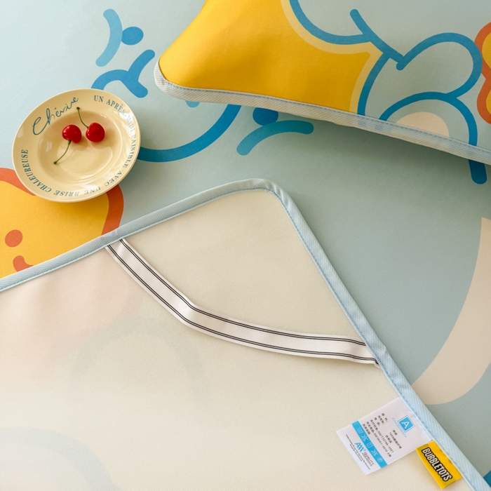 91家纺网 家纺一手货源 找家纺 潮邦创意家居 2026新款A类小冰皮软席油光冰丝席-巴波布布系列【含A类检测报告】 布布泡泡