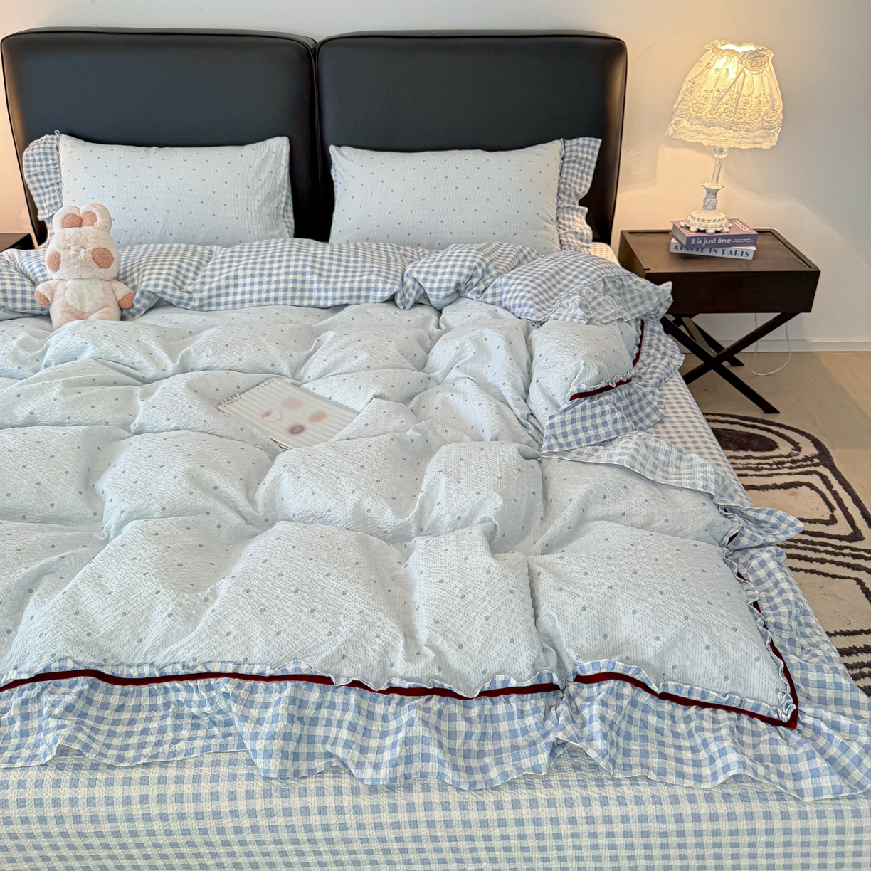 91家纺网 家纺一手货源 找家纺 子钦家纺 2026春夏新款提花泡芙棉立体双层花边简约韩系风床单床笠四件套-安妮 安妮-蓝小格