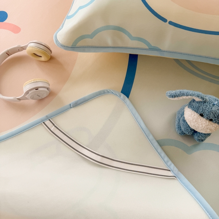 91家纺网 家纺一手货源 找家纺 潮邦创意家居 2026新款A类小冰皮软席油光冰丝席-巴波布布系列【含A类检测报告】 布布桃桃