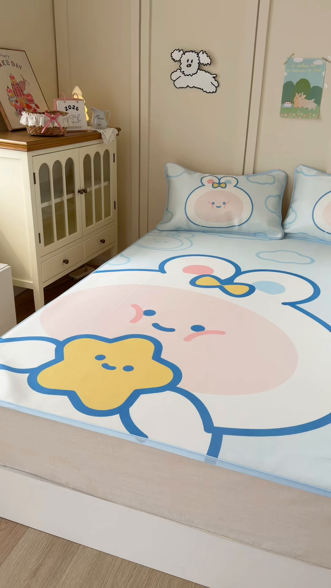 91家纺网 家纺一手货源 找家纺 潮邦创意家居 2026新款A类小冰皮软席油光冰丝席-巴波布布系列【含A类检测报告】 布布桃桃