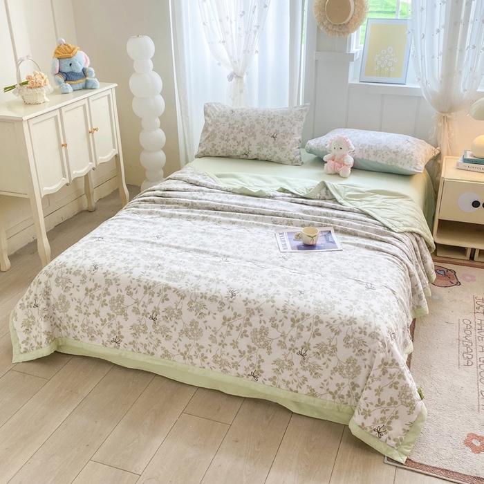 91家纺网 家纺一手货源 找家纺 欧雅搁家纺 2026新款水洗棉夏被夏凉被空调被 春日序章