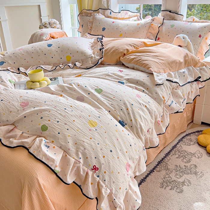 91家纺网 家纺一手货源 找家纺 找底底家纺 2026新款A类泡泡棉双层纱四件套花边夏被四件套 波点爱心