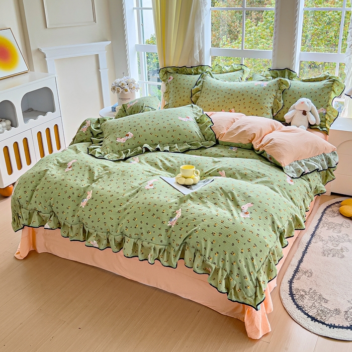 91家纺网 家纺一手货源 找家纺 找底底家纺 2026新款A类泡泡棉双层纱四件套花边夏被四件套 青橘兔