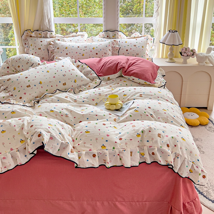 91家纺网 家纺一手货源 找家纺 找底底家纺 2026新款A类泡泡棉双层纱四件套花边夏被四件套 小确幸