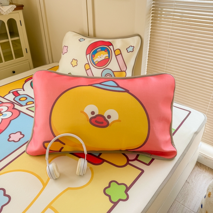 91家纺网 家纺一手货源 找家纺 潮邦创意家居 2026新款A类小冰皮软席油光冰丝席-巴波布布系列【含A类检测报告】 茨茨星球