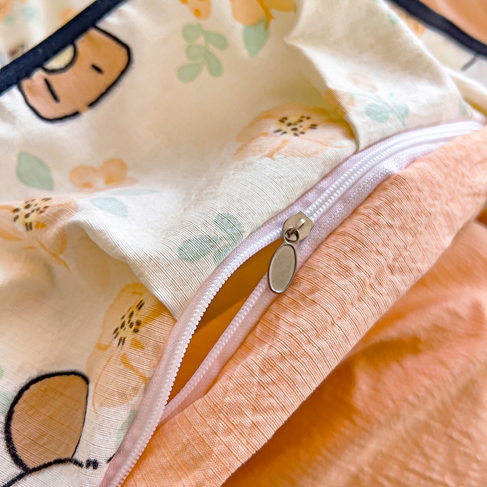 91家纺网 家纺一手货源 找家纺 找底底家纺 2026新款A类泡泡棉双层纱四件套花边夏被四件套 萌宠拾光