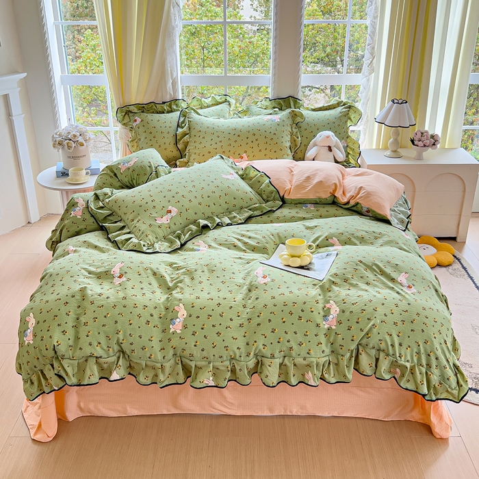 91家纺网 家纺一手货源 找家纺 找底底家纺 2026新款A类泡泡棉双层纱四件套花边夏被四件套 青橘兔