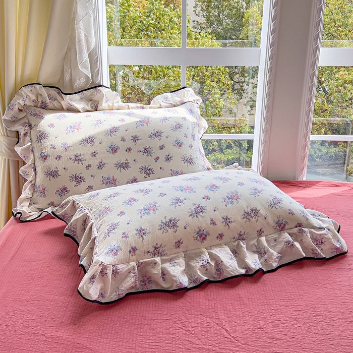 91家纺网 家纺一手货源 找家纺 找底底家纺 2026新款A类泡泡棉双层纱四件套花边夏被四件套 红豆蔻