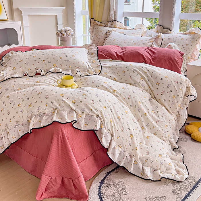 91家纺网 家纺一手货源 找家纺 找底底家纺 2026新款A类泡泡棉双层纱四件套花边夏被四件套 花沐