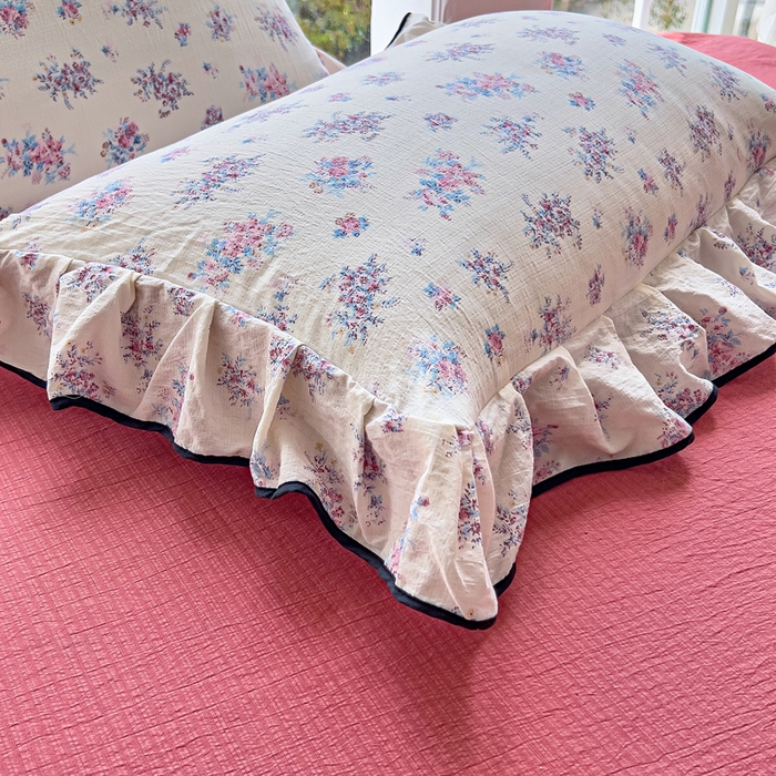 91家纺网 家纺一手货源 找家纺 找底底家纺 2026新款A类泡泡棉双层纱四件套花边夏被四件套 红豆蔻