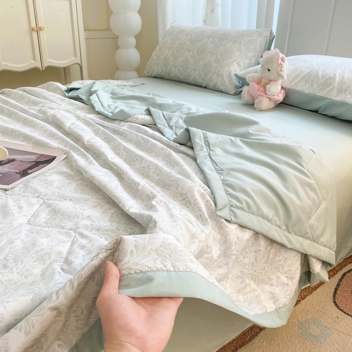 91家纺网 家纺一手货源 找家纺 欧雅搁家纺 2026新款凉感丝滑小冰被夏被夏凉被空调被 绿意丛生