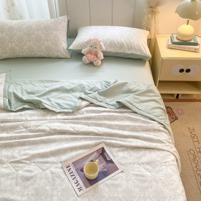 91家纺网 家纺一手货源 找家纺 欧雅搁家纺 2026新款凉感丝滑小冰被夏被夏凉被空调被 绿意丛生