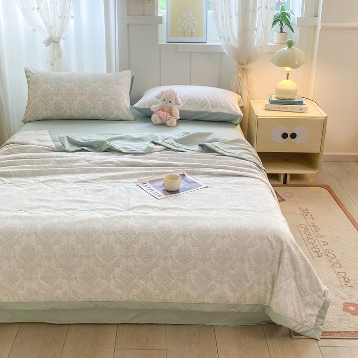 91家纺网 家纺一手货源 找家纺 欧雅搁家纺 2026新款凉感丝滑小冰被夏被夏凉被空调被 绿意丛生