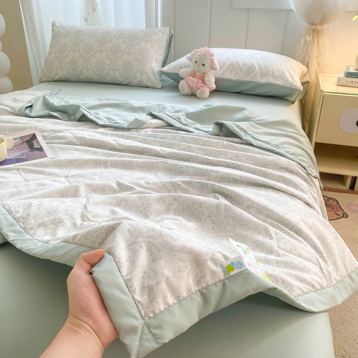 91家纺网 家纺一手货源 找家纺 欧雅搁家纺 2026新款凉感丝滑小冰被夏被夏凉被空调被 绿意丛生