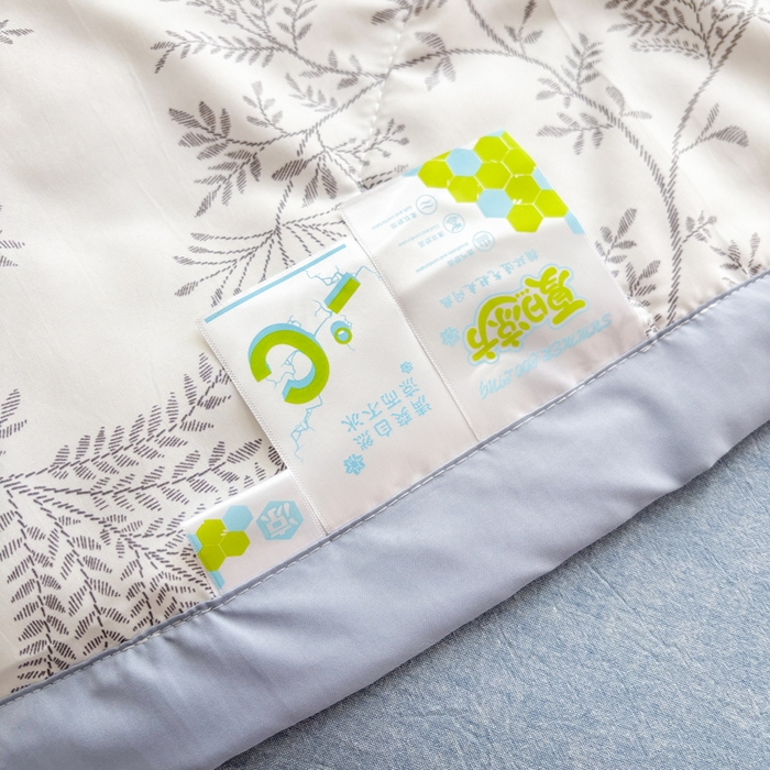 91家纺网 家纺一手货源 找家纺 欧雅搁家纺 2026新款凉感丝滑小冰被夏被夏凉被空调被 雪松之境