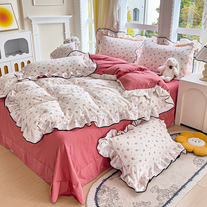 91家纺网 家纺一手货源 找家纺 找底底家纺 2026新款A类泡泡棉双层纱四件套花边夏被四件套 春不晚