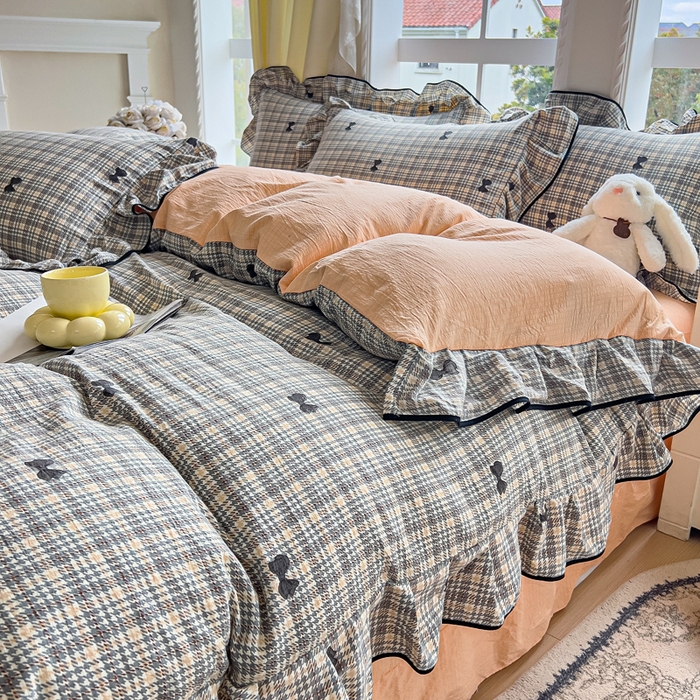 91家纺网 家纺一手货源 找家纺 找底底家纺 2026新款A类泡泡棉双层纱四件套花边夏被四件套 遇见-格桔