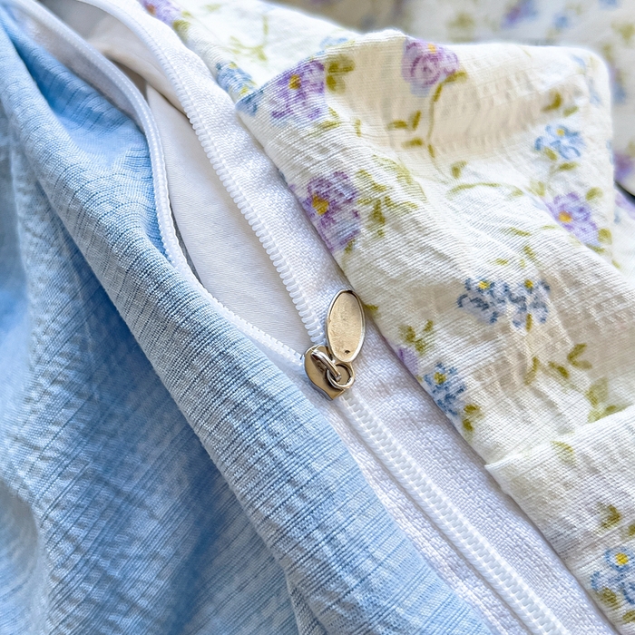 91家纺网 家纺一手货源 找家纺 找底底家纺 2026新款A类泡泡棉双层纱四件套花边夏被四件套 紫蕊奶芙