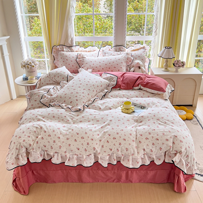 91家纺网 家纺一手货源 找家纺 找底底家纺 2026新款A类泡泡棉双层纱四件套花边夏被四件套 春不晚