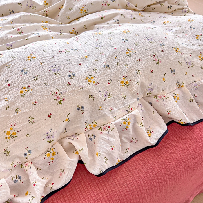 91家纺网 家纺一手货源 找家纺 找底底家纺 2026新款A类泡泡棉双层纱四件套花边夏被四件套 花沐