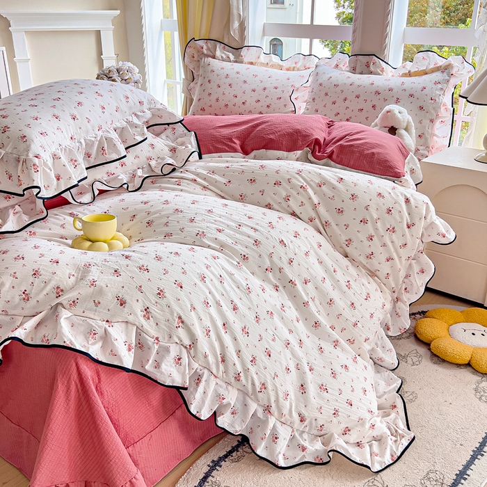 91家纺网 家纺一手货源 找家纺 找底底家纺 2026新款A类泡泡棉双层纱四件套花边夏被四件套 春不晚