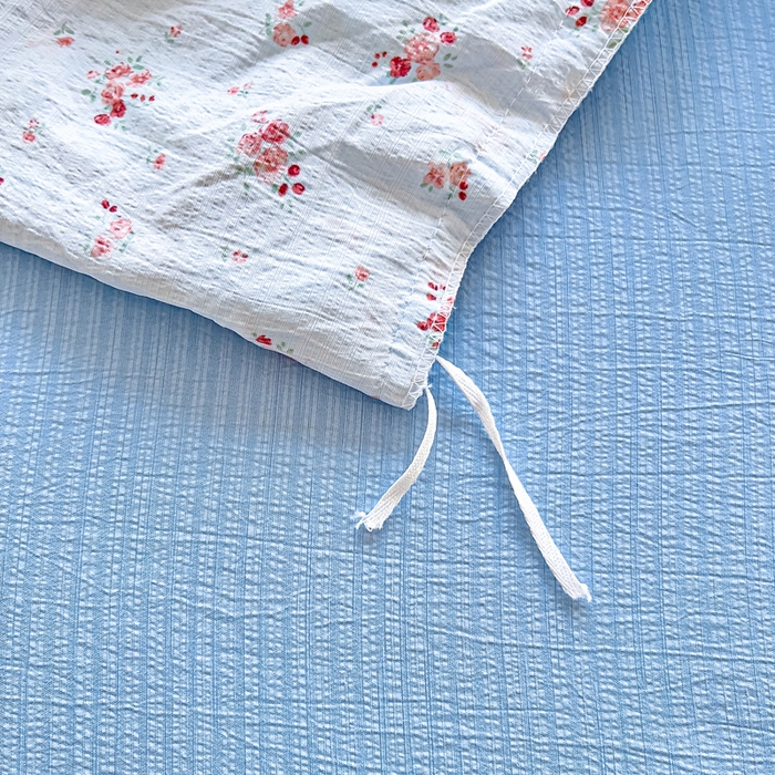 91家纺网 家纺一手货源 找家纺 找底底家纺 2026新款A类泡泡棉双层纱四件套花边夏被四件套 兰蔻