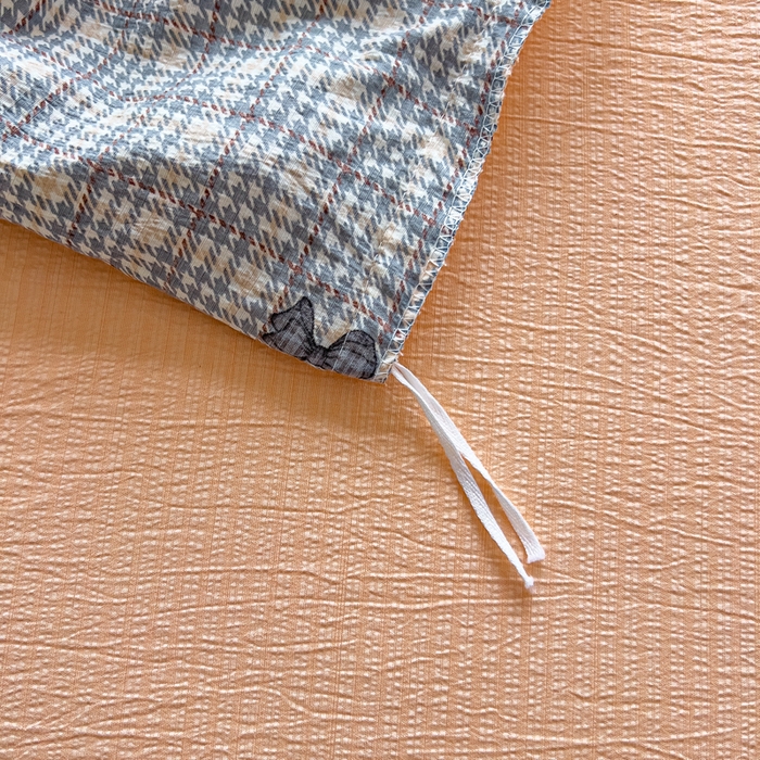 91家纺网 家纺一手货源 找家纺 找底底家纺 2026新款A类泡泡棉双层纱四件套花边夏被四件套 遇见-格桔