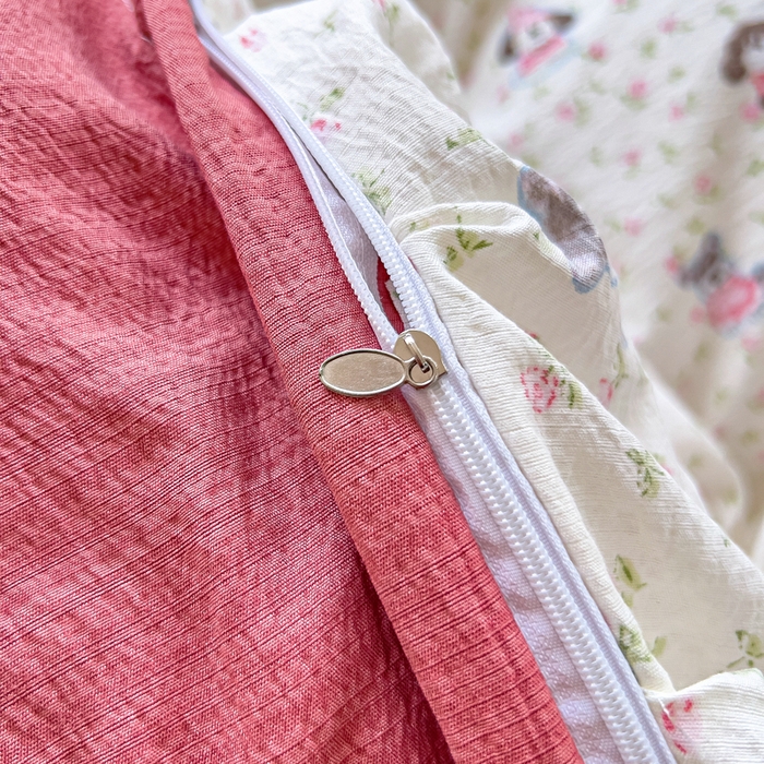 91家纺网 家纺一手货源 找家纺 找底底家纺 2026新款A类泡泡棉双层纱四件套花边夏被四件套 西高地