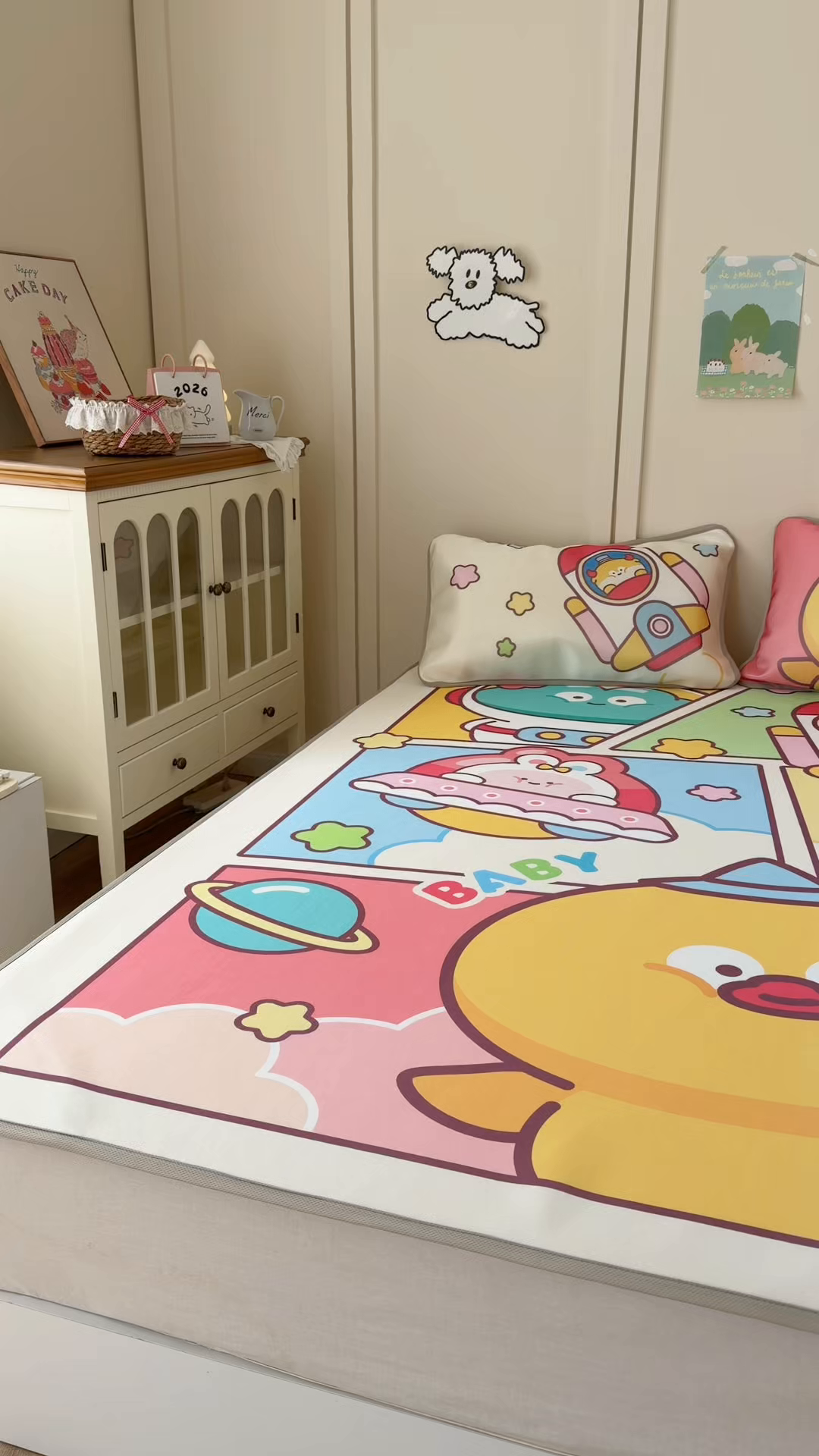 91家纺网 家纺一手货源 找家纺 潮邦创意家居 2026新款A类小冰皮软席油光冰丝席-巴波布布系列【含A类检测报告】 茨茨星球