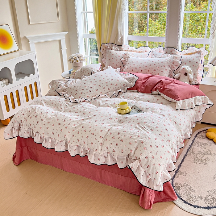 91家纺网 家纺一手货源 找家纺 找底底家纺 2026新款A类泡泡棉双层纱四件套花边夏被四件套 春不晚