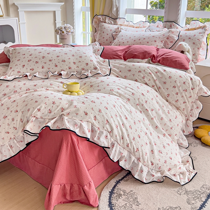 91家纺网 家纺一手货源 找家纺 找底底家纺 2026新款A类泡泡棉双层纱四件套花边夏被四件套 春不晚