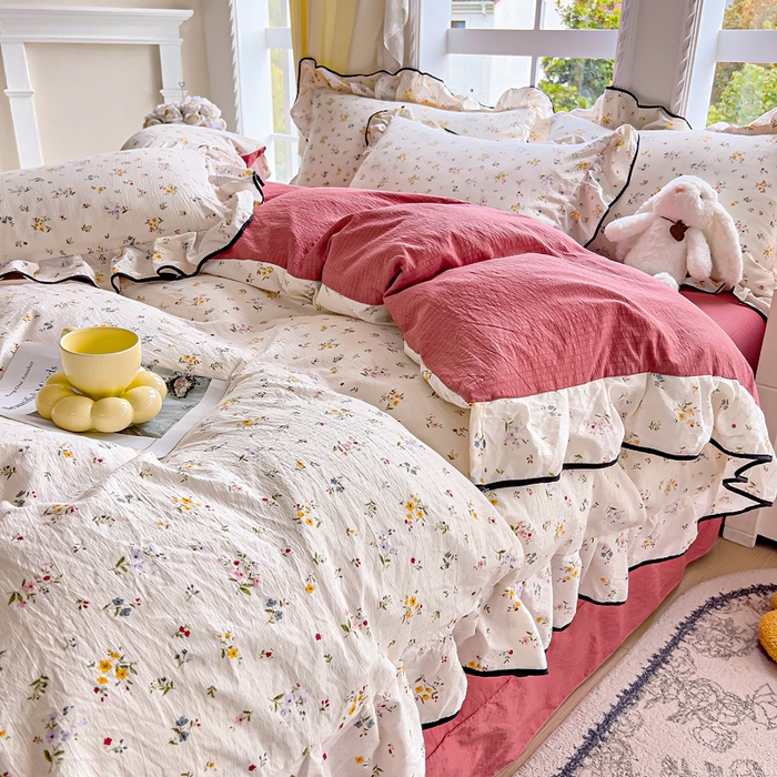 91家纺网 家纺一手货源 找家纺 找底底家纺 2026新款A类泡泡棉双层纱四件套花边夏被四件套 花沐