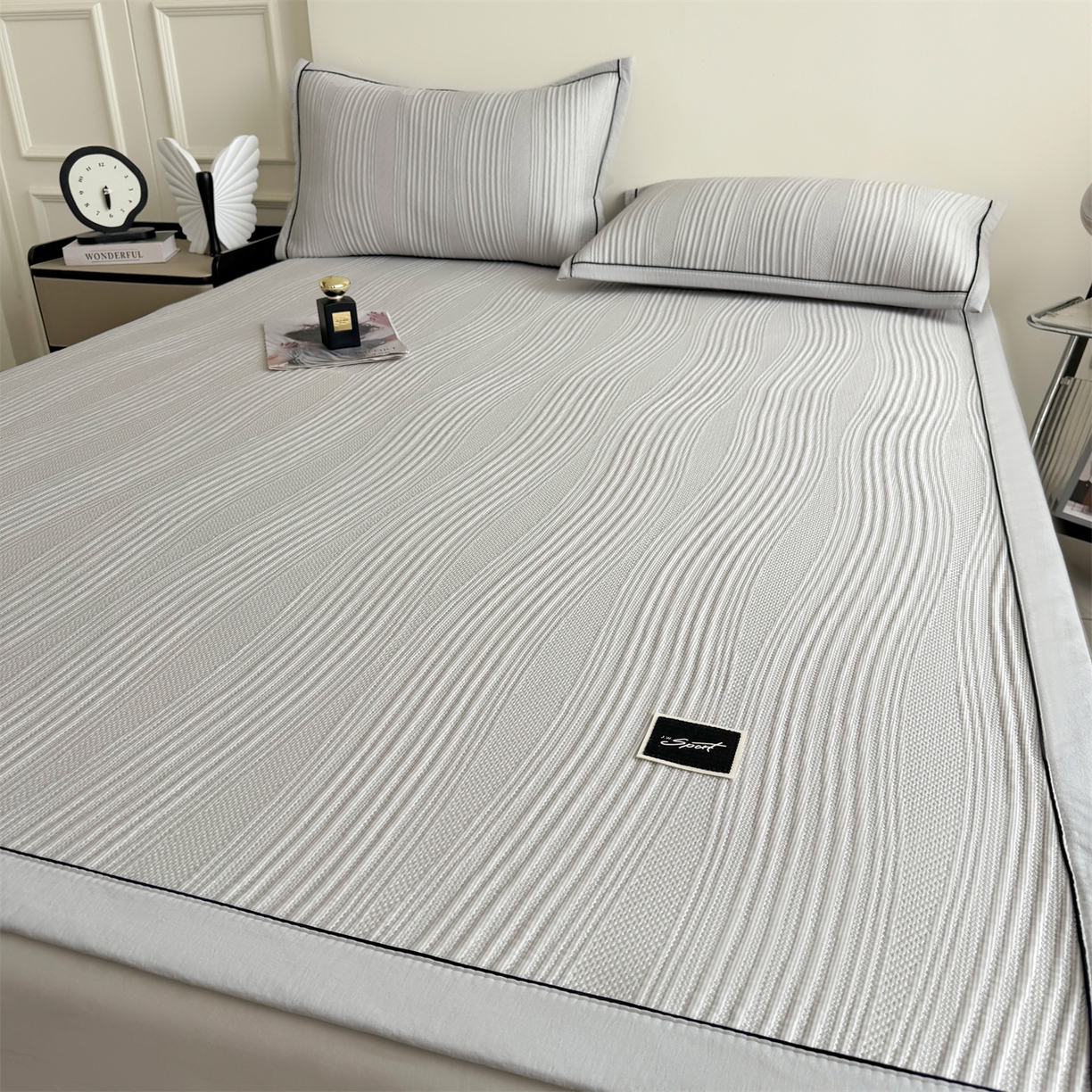 慕木家纺 2026新款A类高克重三明治复合乙纶提花冰豆豆凉席床笠小蛮腰系列（提供买家秀） 小蛮腰-灰床席款