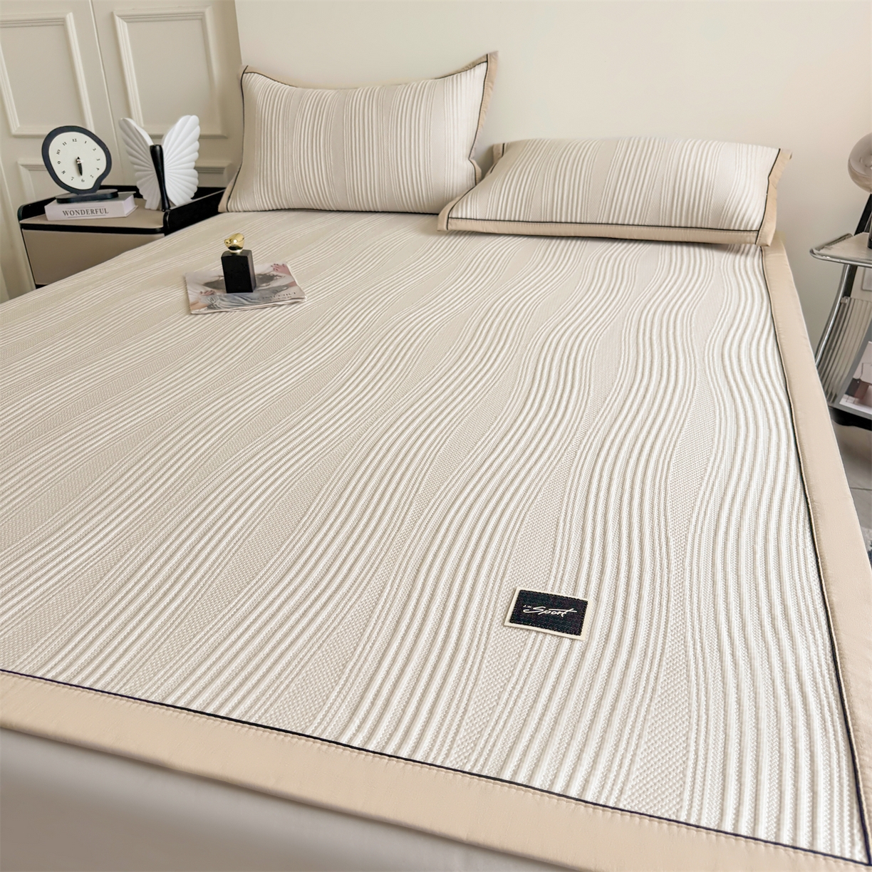 慕木家纺 2026新款A类高克重三明治复合乙纶提花冰豆豆凉席床笠小蛮腰系列（提供买家秀） 小蛮腰-卡其床席款