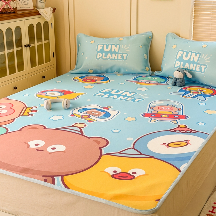 91家纺网 家纺一手货源 找家纺 潮邦创意家居 2026新款A类小冰皮软席油光冰丝席-巴波布布系列【含A类检测报告】 糯糯星球