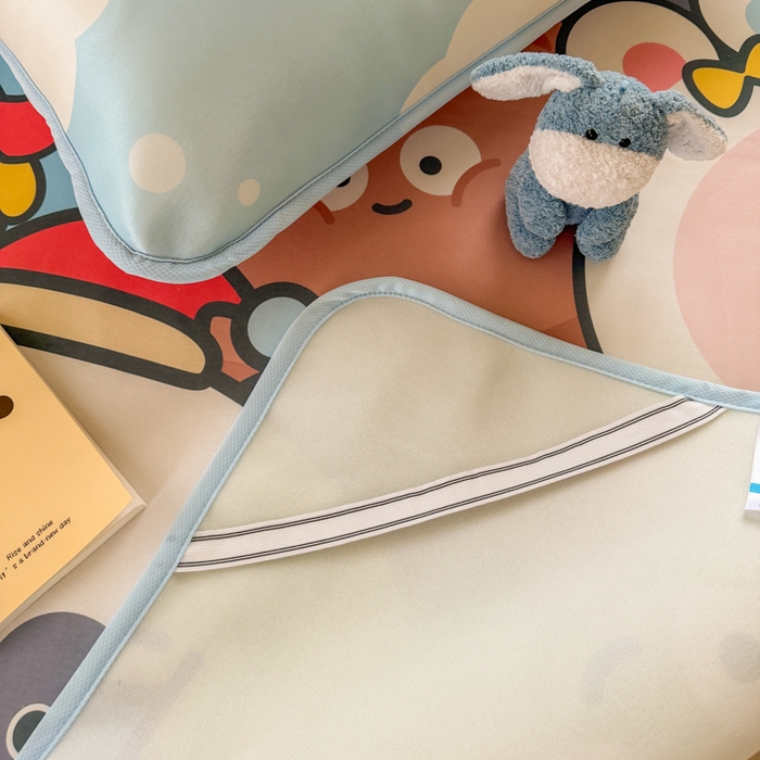 91家纺网 家纺一手货源 找家纺 潮邦创意家居 2026新款A类小冰皮软席油光冰丝席-巴波布布系列【含A类检测报告】 圈圈伙伴