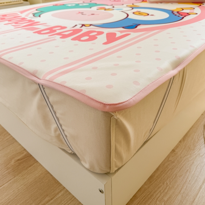 91家纺网 家纺一手货源 找家纺 潮邦创意家居 2026新款A类小冰皮软席油光冰丝席-巴波布布系列【含A类检测报告】 桃桃伙伴