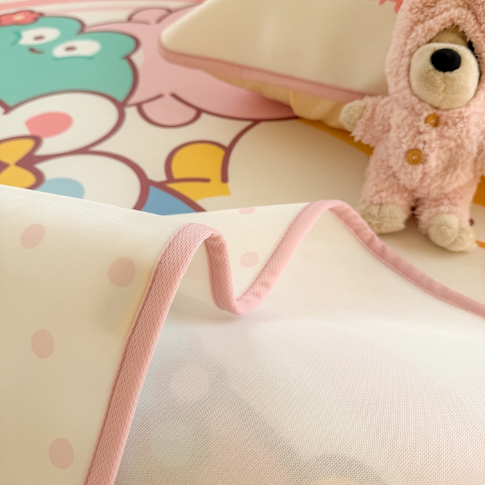 91家纺网 家纺一手货源 找家纺 潮邦创意家居 2026新款A类小冰皮软席油光冰丝席-巴波布布系列【含A类检测报告】 桃桃伙伴