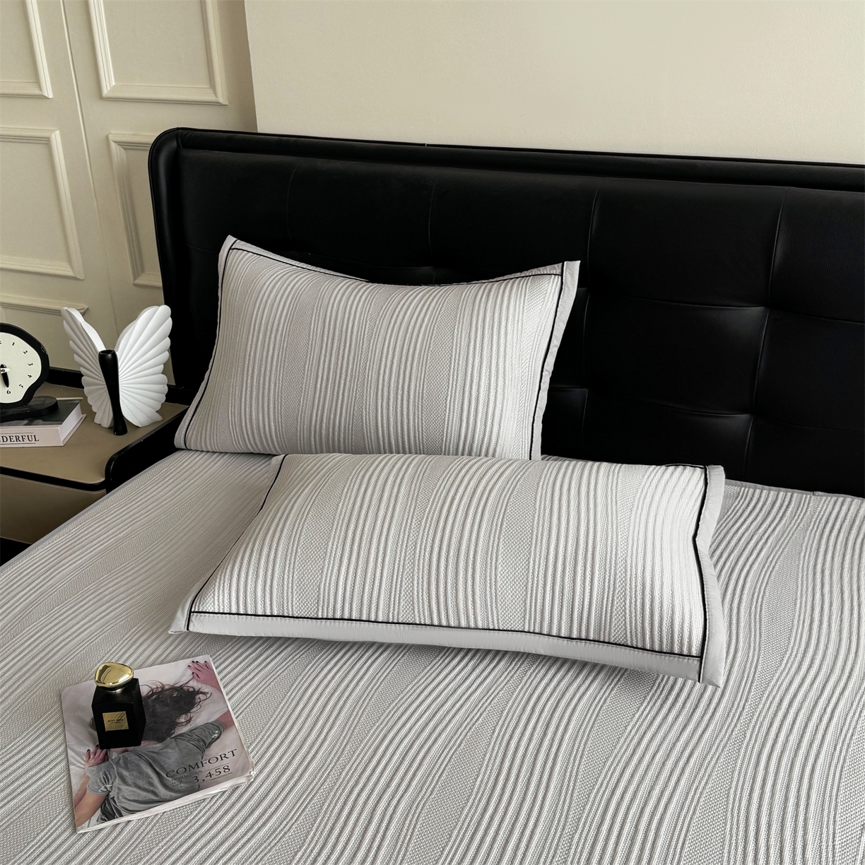 91家纺网 家纺一手货源 找家纺 慕木家纺 2026新款A类高克重三明治复合乙纶提花冰豆豆凉席床笠小蛮腰系列（提供买家秀） 小蛮腰-灰床笠款