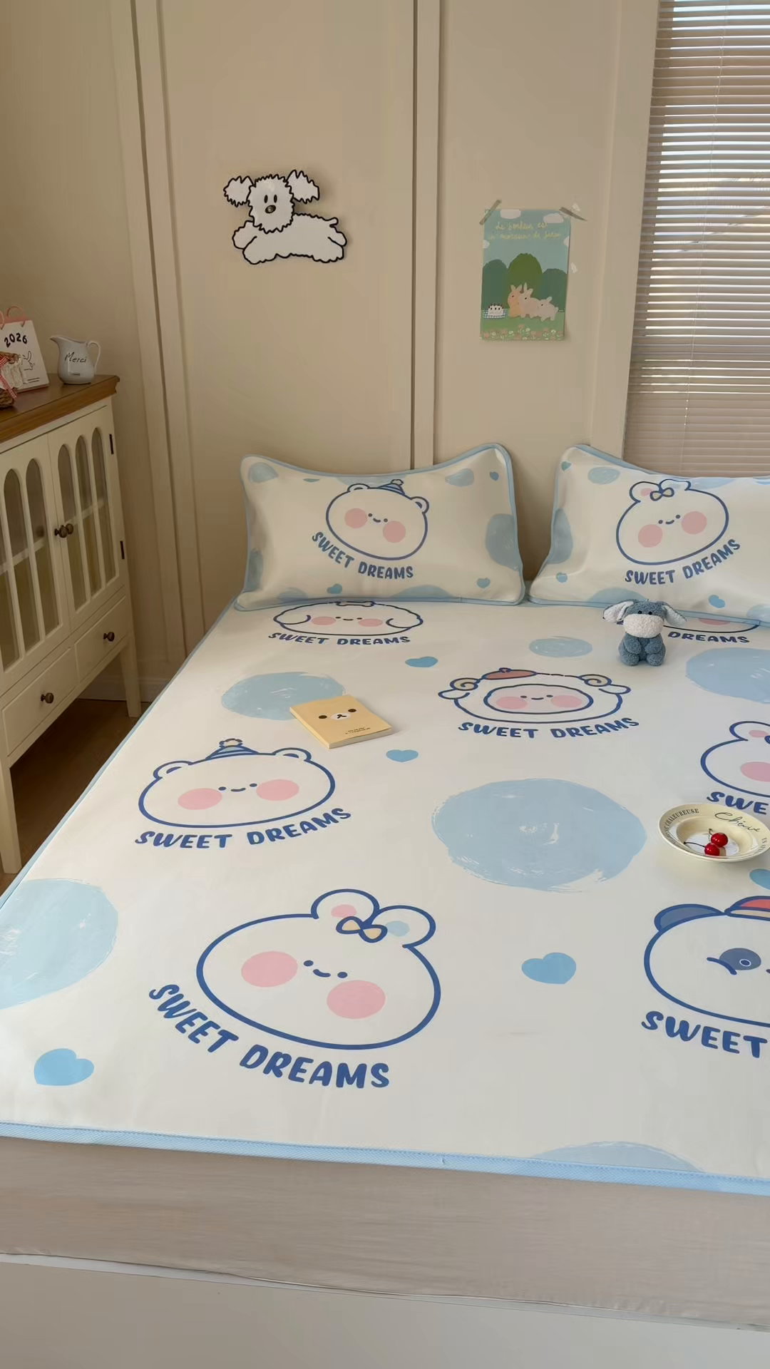 91家纺网 家纺一手货源 找家纺 潮邦创意家居 2026新款A类小冰皮软席油光冰丝席-巴波布布系列【含A类检测报告】 桃桃圈圈