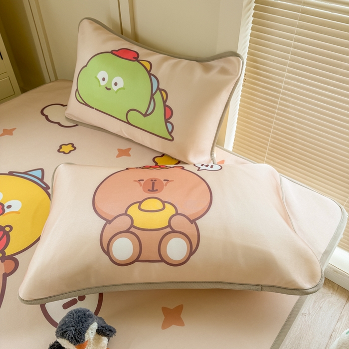 91家纺网 家纺一手货源 找家纺 潮邦创意家居 2026新款A类小冰皮软席油光冰丝席-巴波布布系列【含A类检测报告】 芽芽糖糖